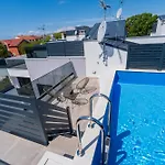 Holiday home Three-bedroom Premium Atmosfera With Private Pool&sauna