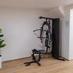 Three-bedroom Premium Atmosfera With Private Pool&sauna Nyaraló *