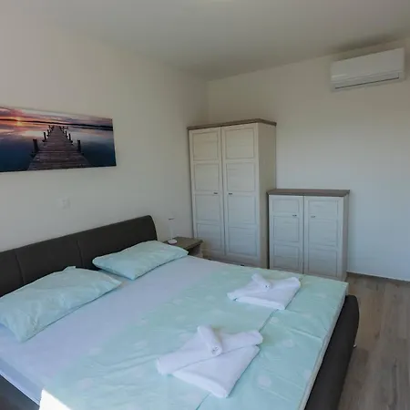 Three-bedroom Premium Atmosfera With Private Pool&sauna * Vodice