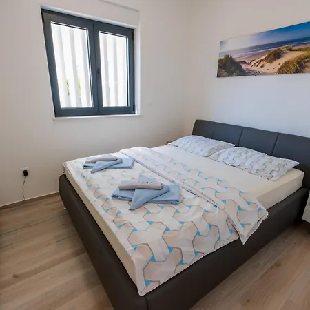 Three-bedroom Premium Atmosfera With Private Pool&sauna Vodice