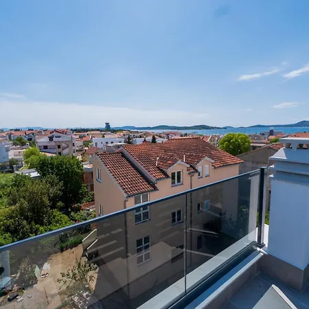 Casa vacanze Three-bedroom Premium Atmosfera With Private Pool&sauna Vodice