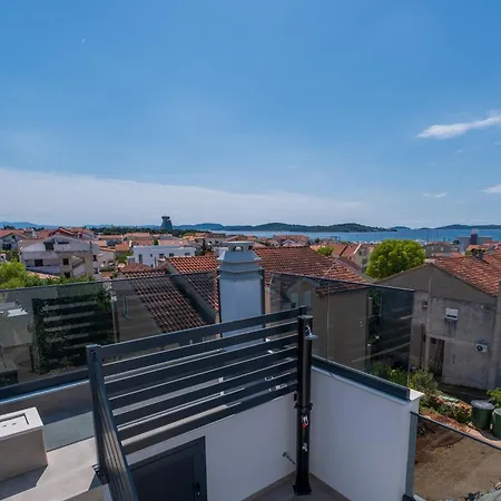 Three-bedroom Premium Atmosfera With Private Pool&sauna Ferienhaus