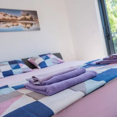 Three-bedroom Premium Atmosfera With Private Pool&sauna Vodice