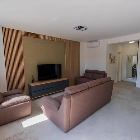 Casa vacanze Three-bedroom Premium Atmosfera With Private Pool&sauna *