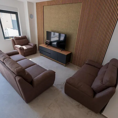 Σπίτι διακοπών Three-bedroom Premium Atmosfera With Private Pool&sauna *