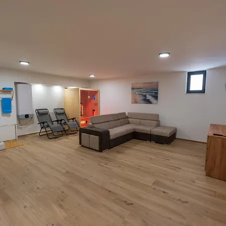 Three-bedroom Premium Atmosfera With Private Pool&sauna