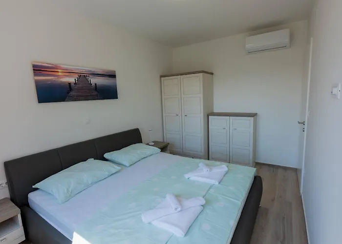 Three-bedroom Premium Atmosfera With Private Pool&sauna * Vodice