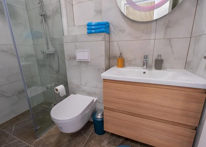 Three-bedroom Premium Atmosfera With Private Pool&sauna Casa de Férias Vodice