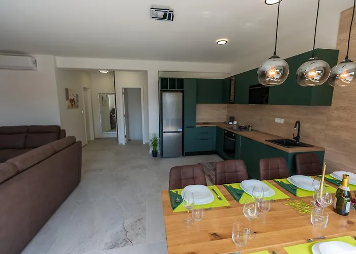 Three-bedroom Premium Atmosfera With Private Pool&sauna *