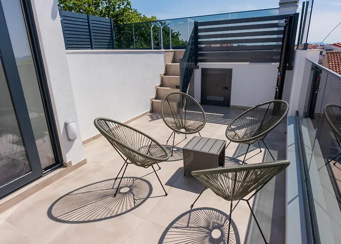 Prázdninový dům Three-bedroom Premium Atmosfera With Private Pool&sauna Vodice