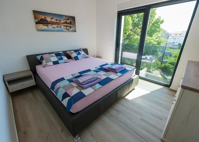 Three-bedroom Premium Atmosfera With Private Pool&sauna Vodice